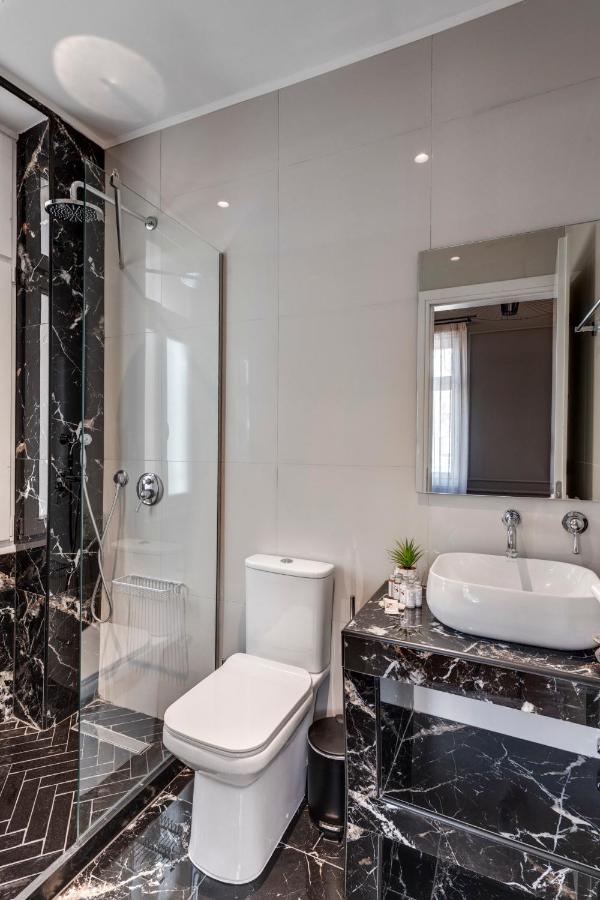 Amare Boutique Suites Ermoupoli Eksteriør billede