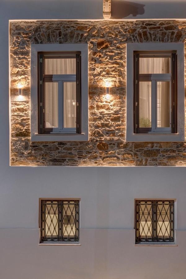 Amare Boutique Suites Ermoupoli Eksteriør billede