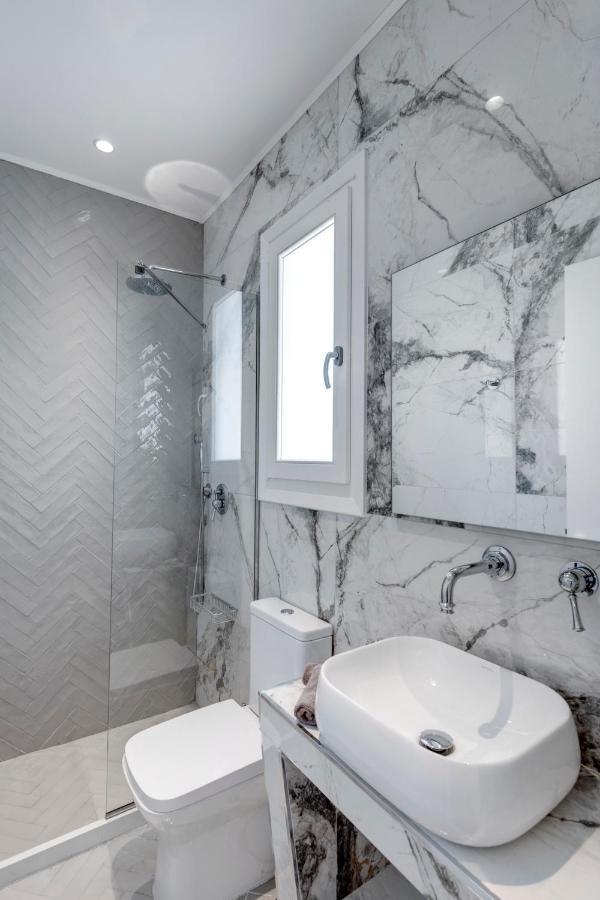 Amare Boutique Suites Ermoupoli Eksteriør billede