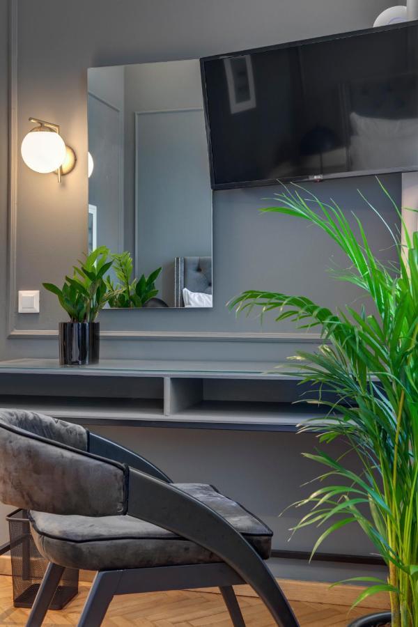 Amare Boutique Suites Ermoupoli Eksteriør billede
