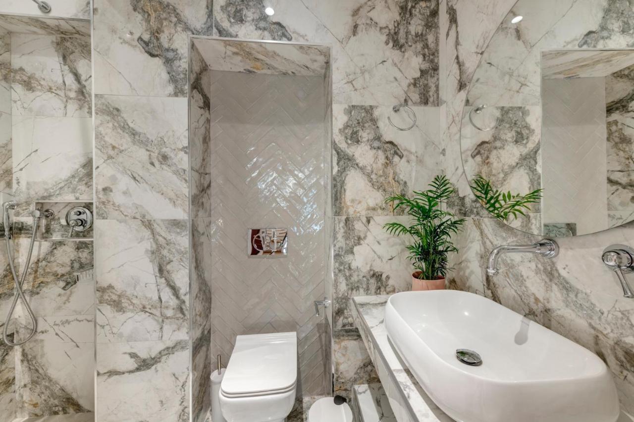 Amare Boutique Suites Ermoupoli Eksteriør billede